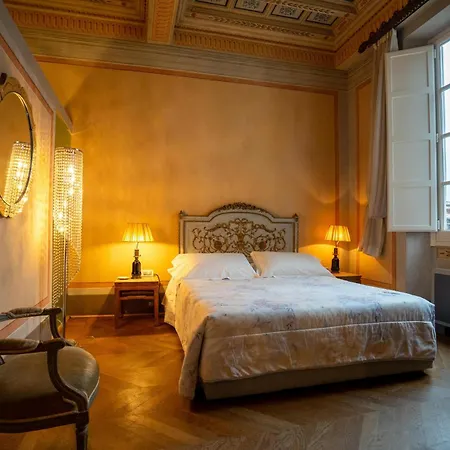 Palazzo Rocchi - Residenza D'epoca 3* Lucca
